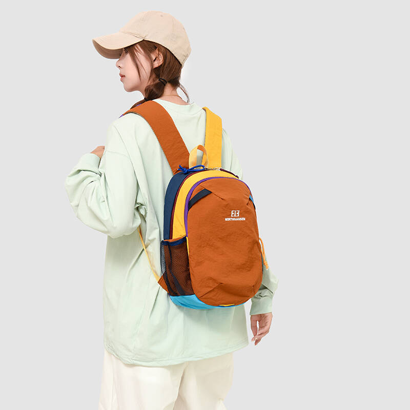 Nowy Mały Plecak Turystyczny L – Hiking Backpack Waterproof recenzja i cena